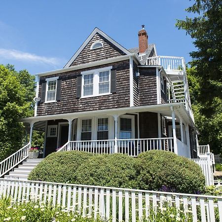 Crocker House Inn Vineyard Haven Bagian luar foto