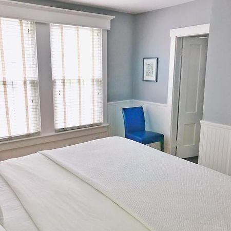 Crocker House Inn Vineyard Haven Bagian luar foto