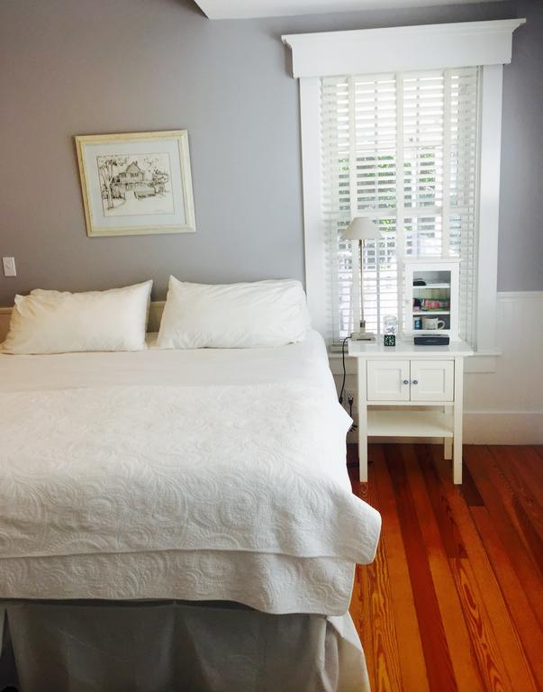 Crocker House Inn Vineyard Haven Ruang foto