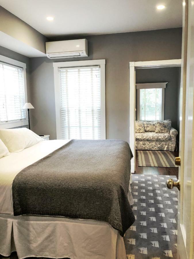 Crocker House Inn Vineyard Haven Bagian luar foto